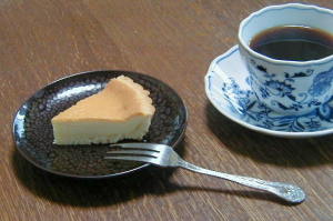 ベークドチーズケーキの断面
